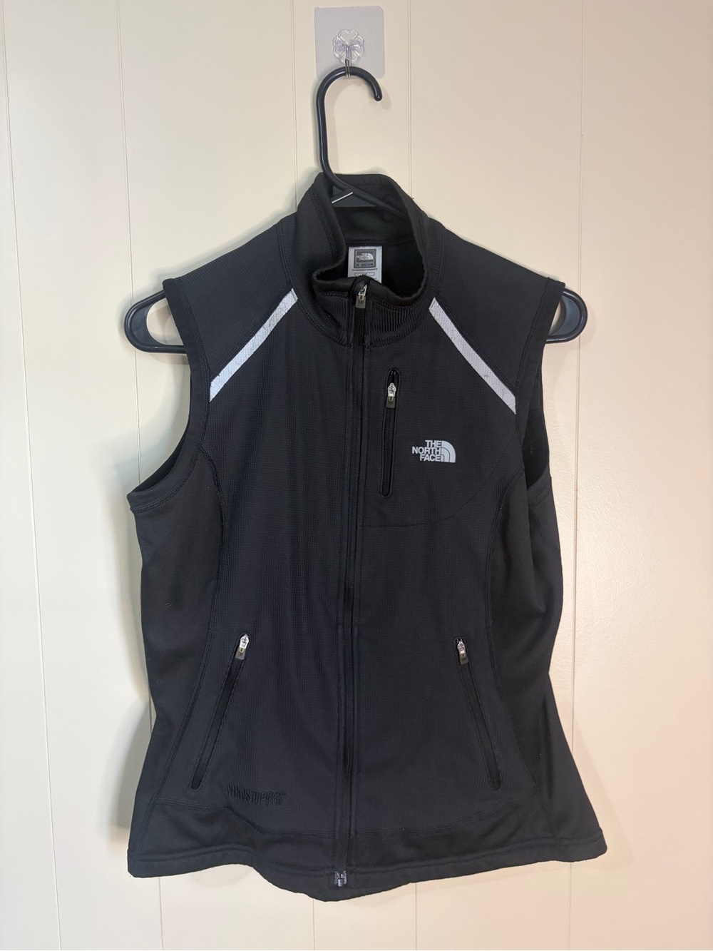 The North Face Women's Black Zip-Front Active Vest